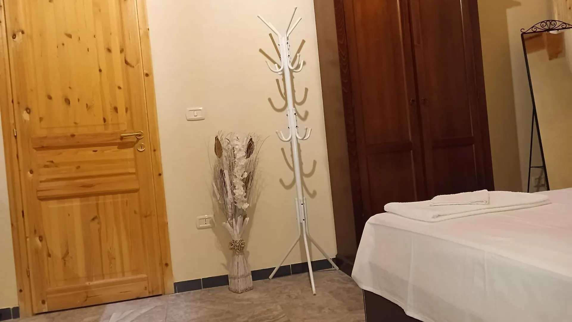 Hotel Fodor Avola 2*,